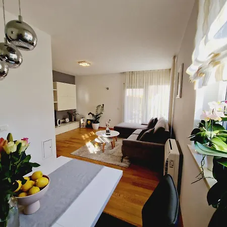 Apartment Adara *